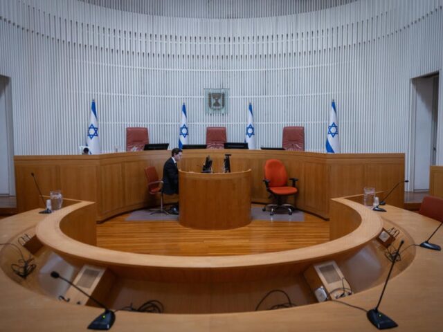 ראיון עם עורך דין: מאחורי הקלעים של עולם המשפט בישראל