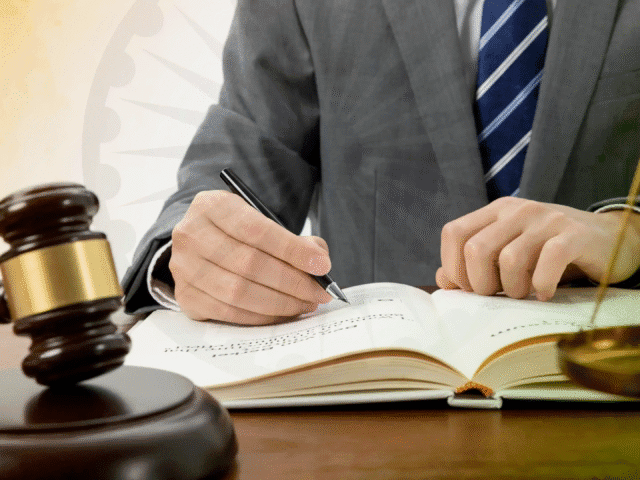 פיטורים או התפטרות? מדריך למעסיקים לפי עורך דין דיני עבודה