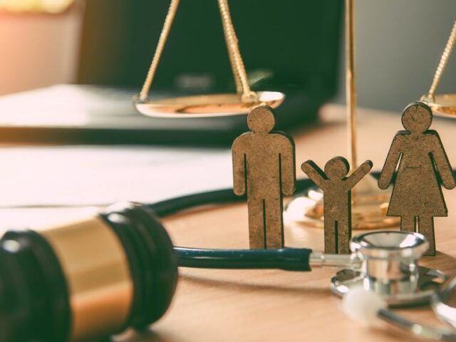 מתי צריך לפנות לעורך דין לענייני משפחה בישראל?