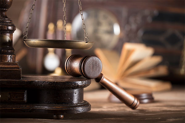 עורך דין גירושין – תהליך, עלויות ומה חשוב לבדוק?