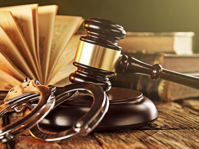 האם אפשר עורך דין פלילי במשפט פלילי? אסטרטגיות והצלחות