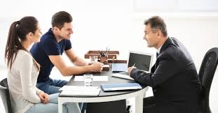 עורך דין אונליין או פגישה פרונטלית? כך תבחרו נכון בענייני משפחה