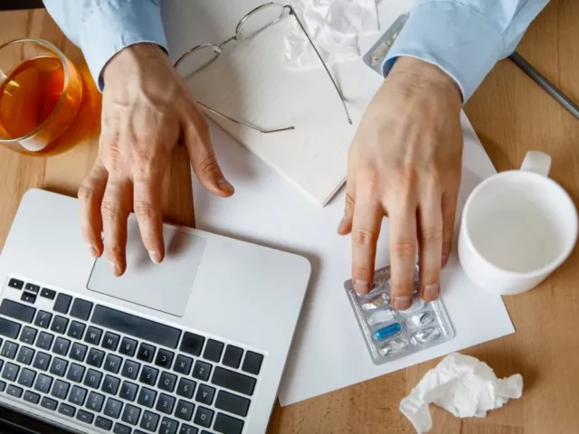 Sick pay – when and how can you demand payment? A guide for employees from a labor law lawyer